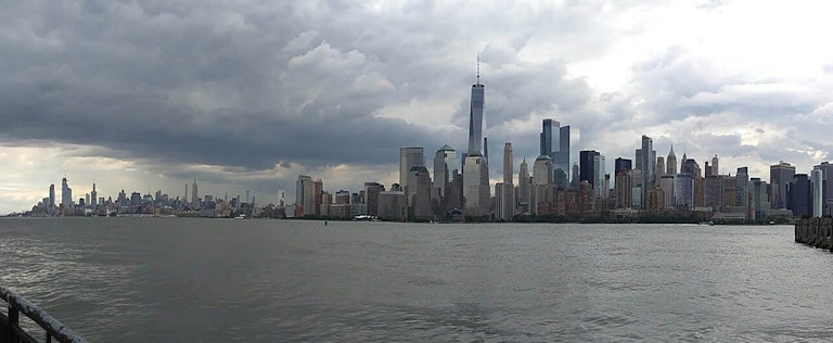 an image of the New York City skyline